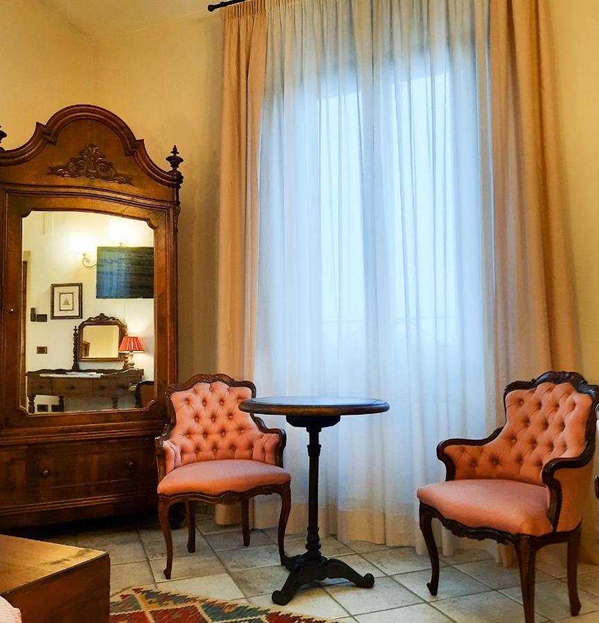 Boutique Hotel Fox'S Inn San Giustino Valdarno Eksteriør billede