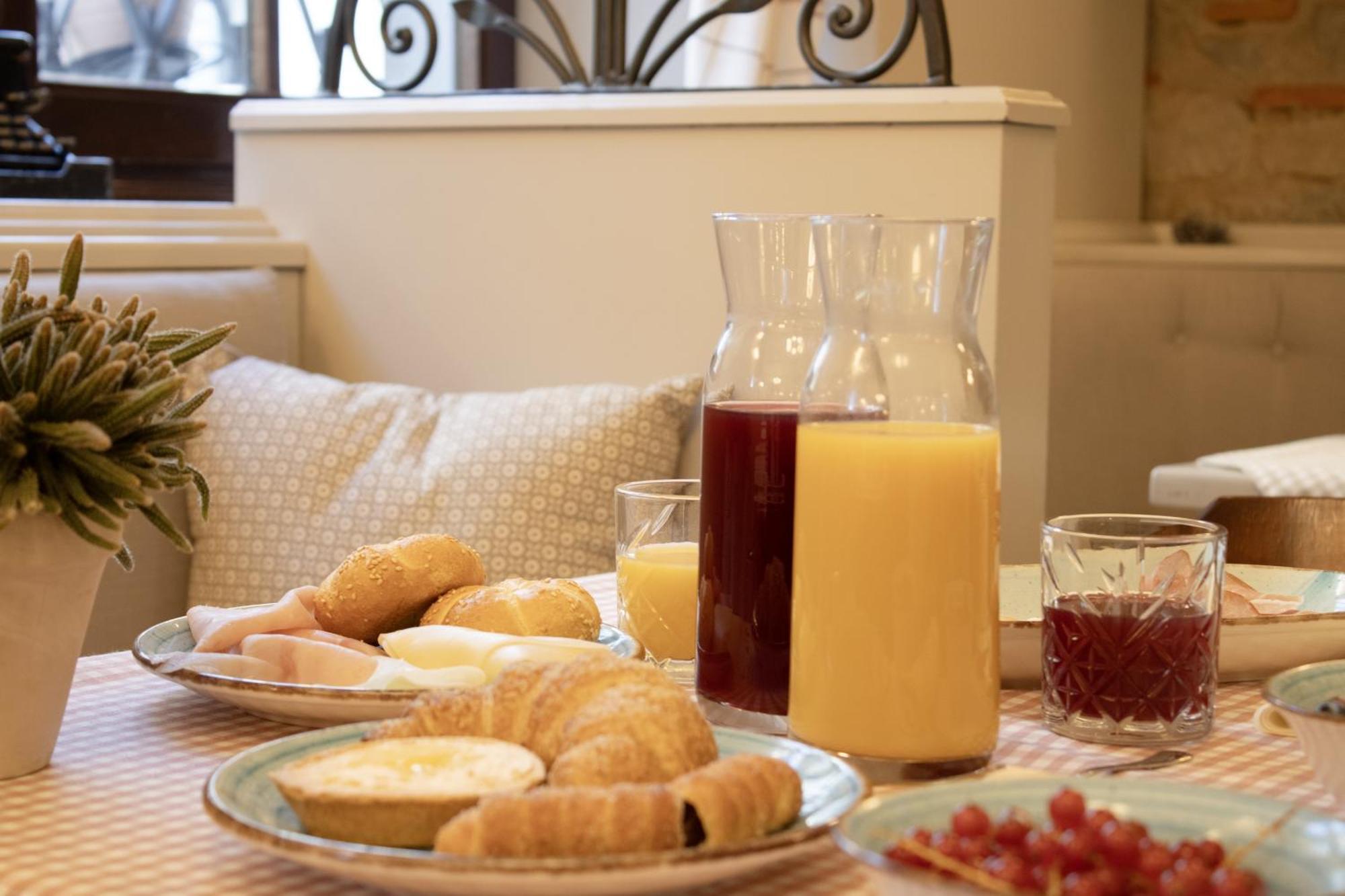 Boutique Hotel Fox'S Inn San Giustino Valdarno Eksteriør billede